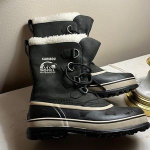 Sorel Caribou Waterproof Women’s 10 boots